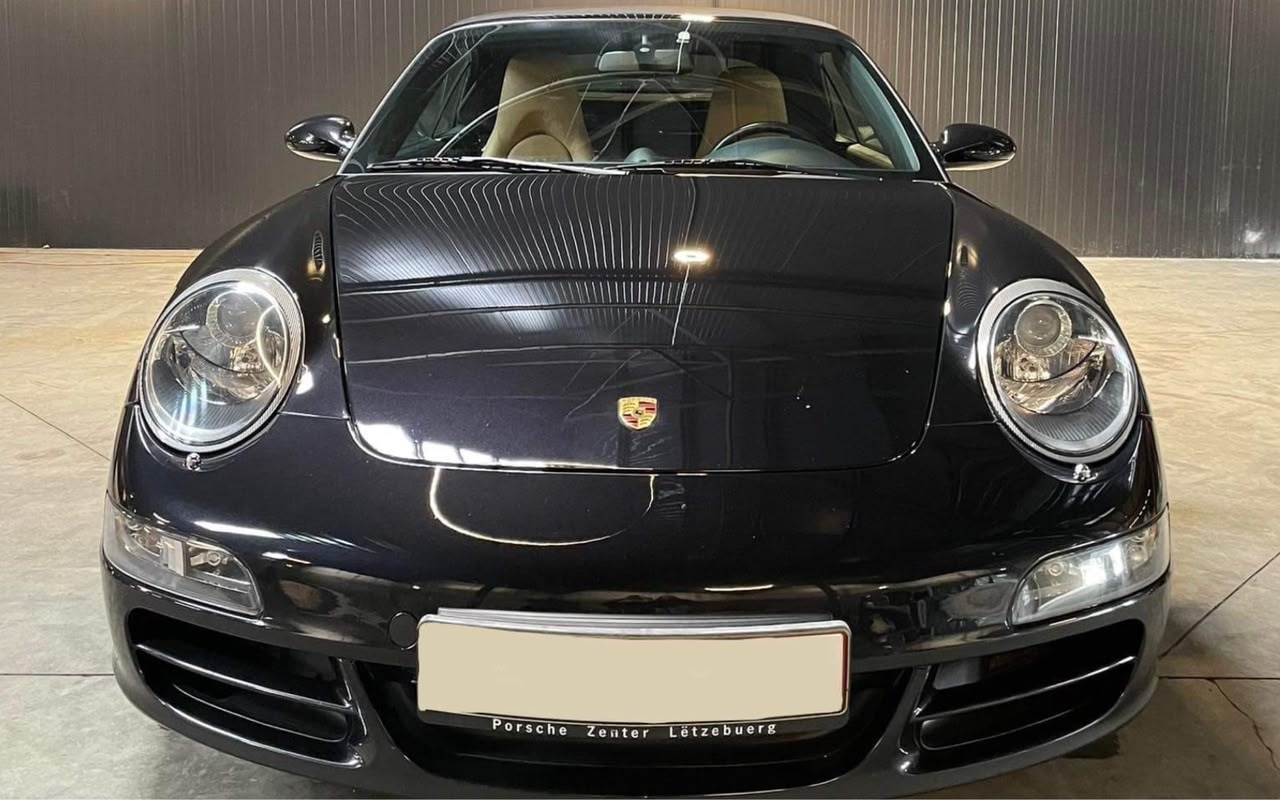 Porsche 911, face avant, après